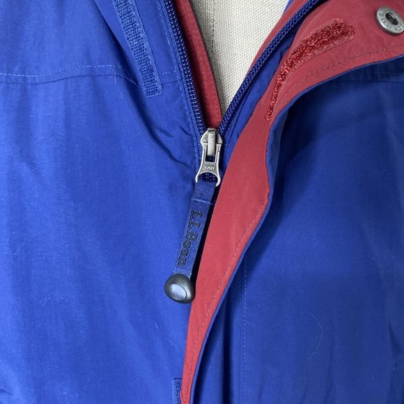 LL Bean Mens Windbreaker Jackets Sz M Blue Nylon Hood Pockets Coat - Picture 4 of 8